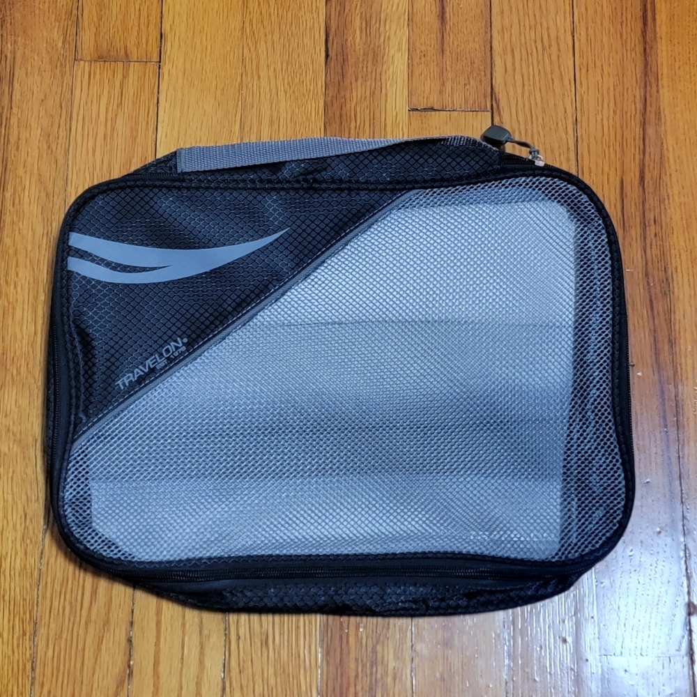 Travelon Black and Gray Packing Cube